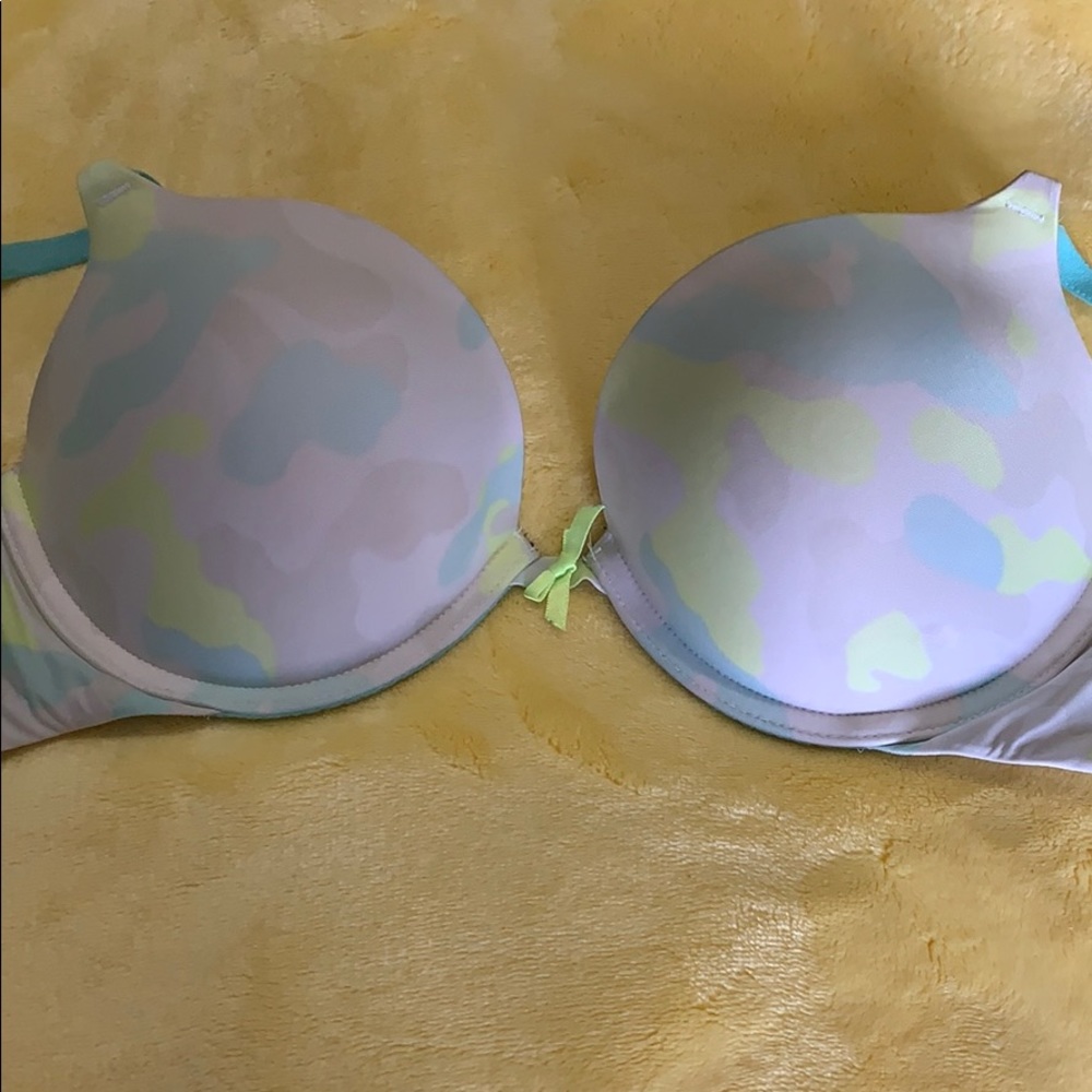 Victoria’s Secret Push Up Bra 34C